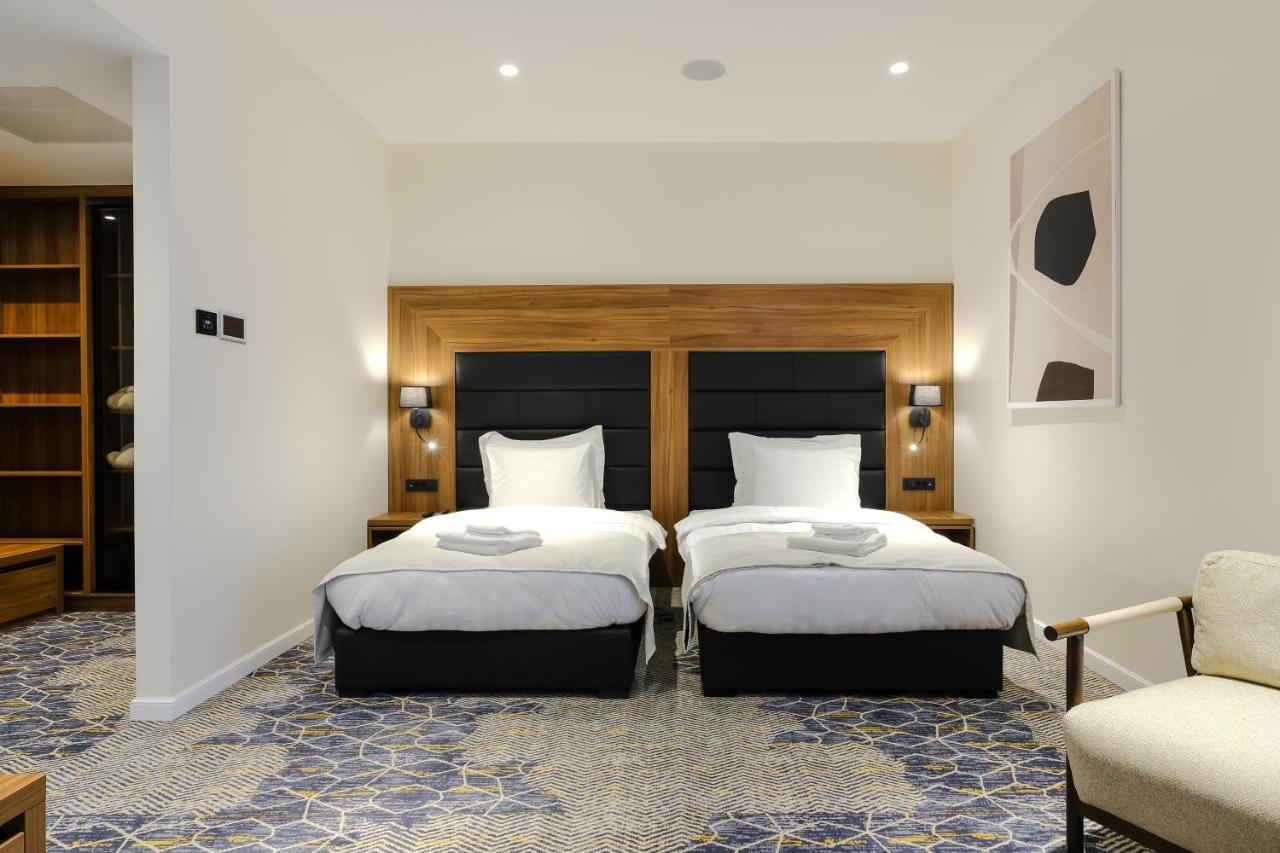 Hotel Vema Visoko Ngoại thất bức ảnh
