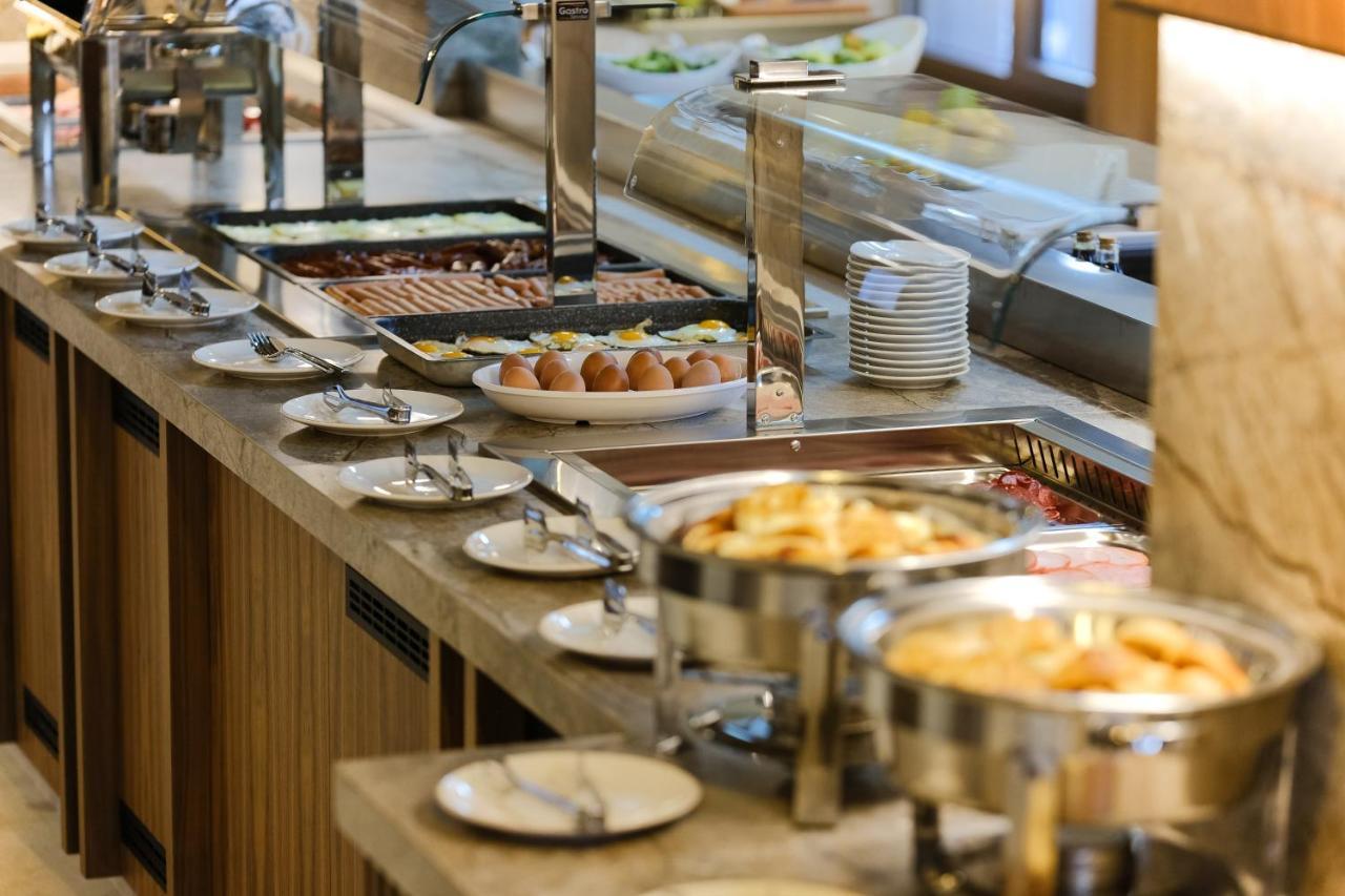 Hotel Vema Visoko Ngoại thất bức ảnh
